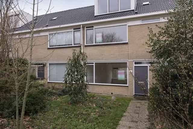 Tussenwoning Nieuw Vennep 5 Kamers 120m2