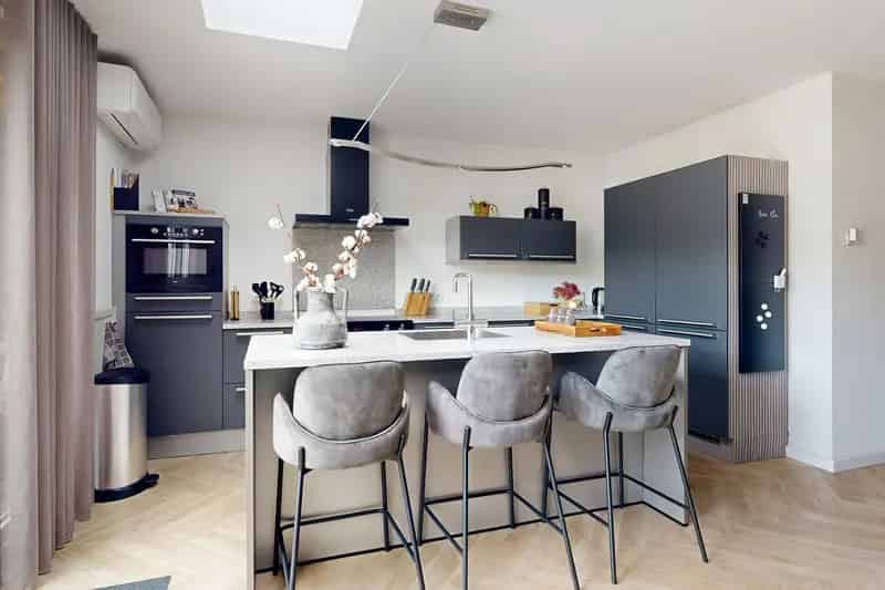 Moderne Ruime Familiewoning 4 slaapkamers Zevenbergen