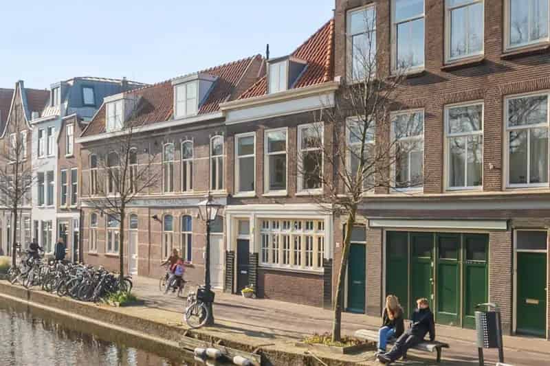 Herenhuis Oude Rijn Leiden 172m2 3 slaapkamers Tuin