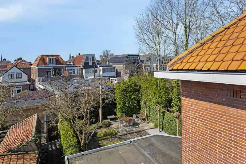 Jaren 30 Hoekwoning Oegstgeest Garage Tuin Moderne Keuken