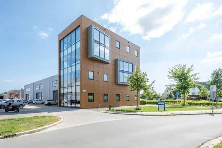 260 m2 kantoorruimte te huur in Houten
