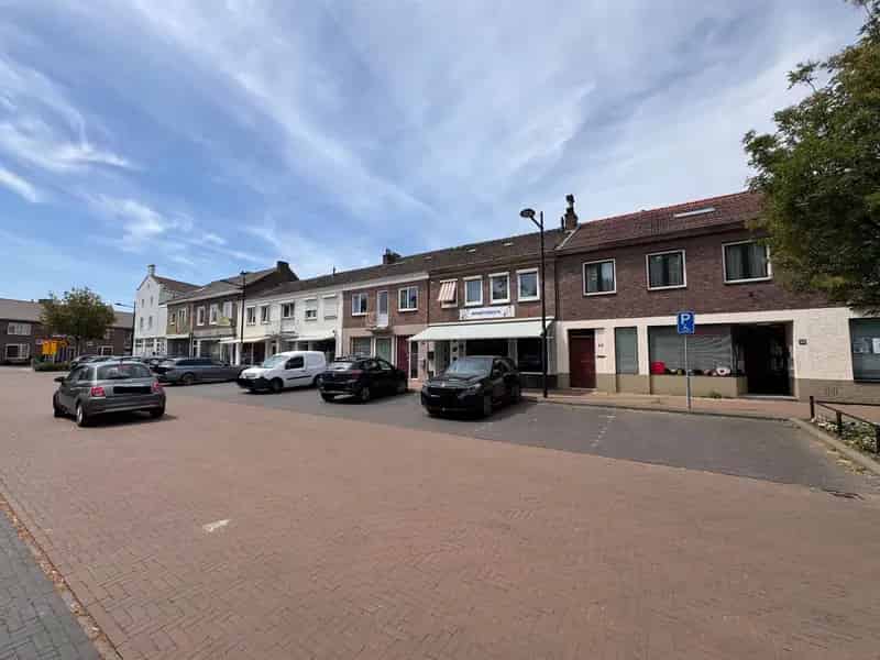 Bedrijfshal Maastricht 120m2 te Huur Nazareth