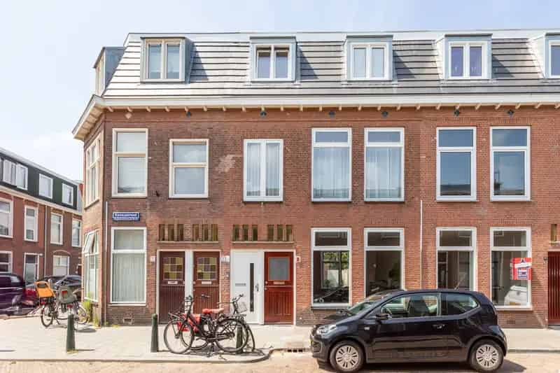 Geuzenkwartier 3-kamer benedenwoning te koop