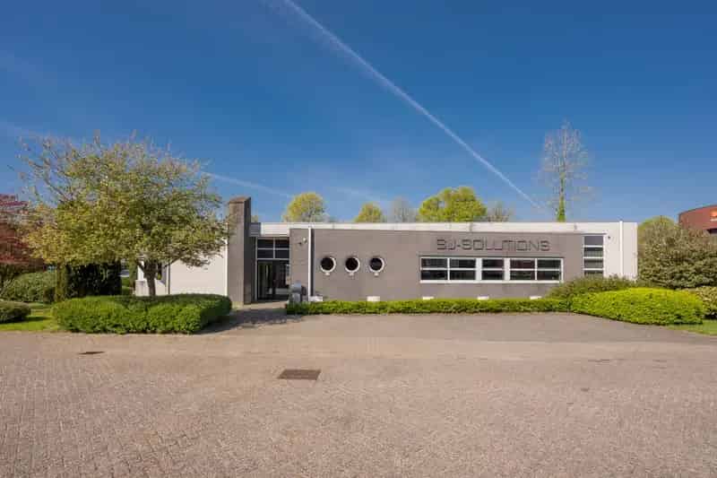 Kantoor te koop Leusden 309m²  14 parkeerplaatsen