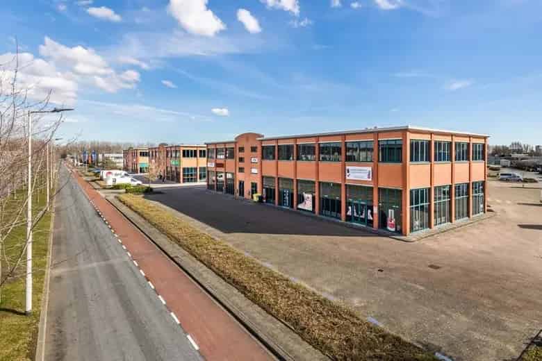 225 m2 Kantoorruimte te Huur Rotterdam Noord-West