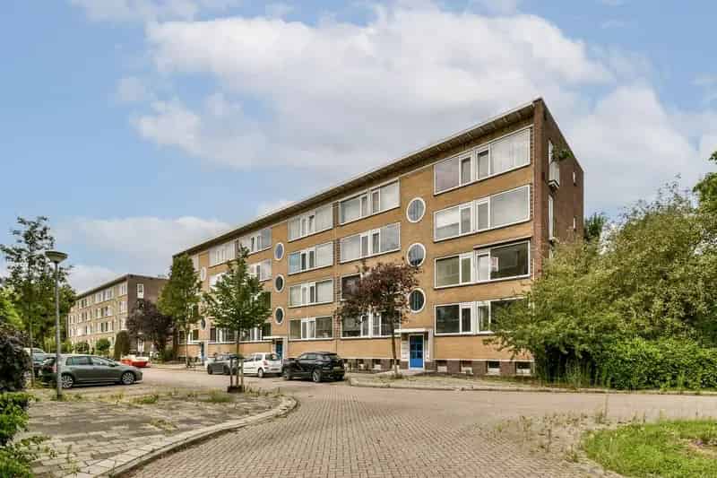 3 Kamer Appartement Weesp 68m2 Ruime Berging Balkon