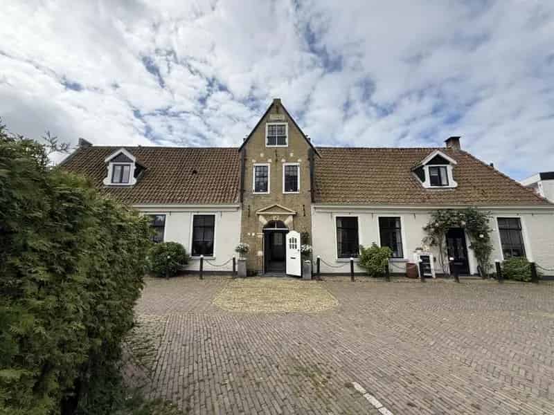 Monumentale Woning Grou 1 Slaapkamer Gemeubileerd