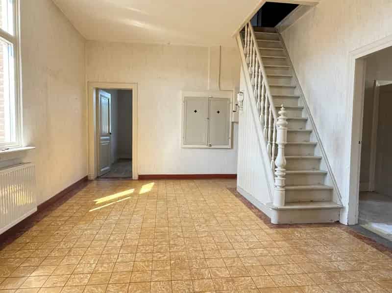 Halfvrijstaande Woonboerderij Asenray te renoveren