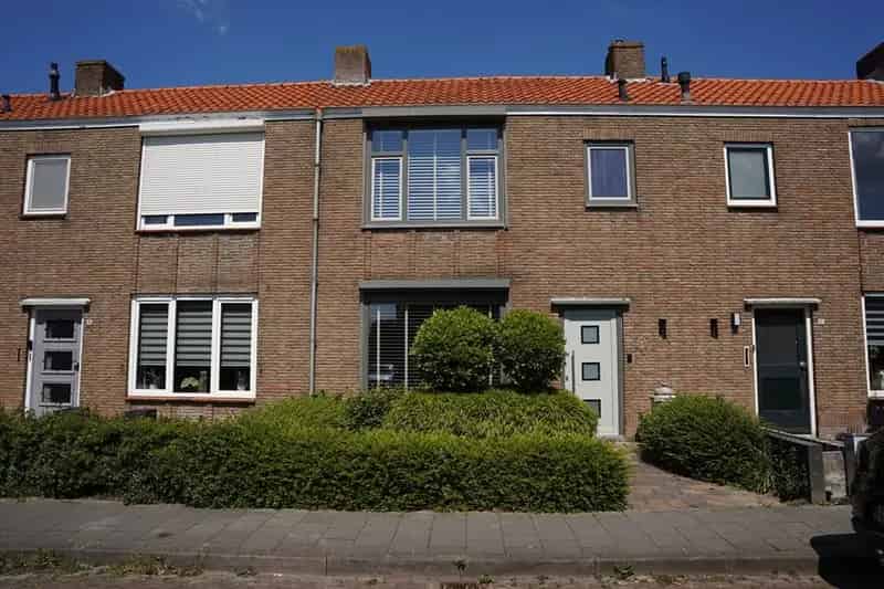 Huis Te Koop , 15, Meester J.E. Risseeuwstraat, Oostburg, Zeeland