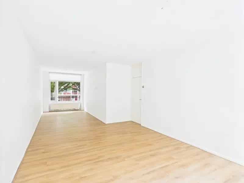 2 Slaapkamers Appartement Breitnerstraat Gerenoveerd