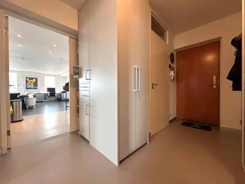 Luxe appartement Rotterdam 3 kamers Maas uitzicht terras parkeerplaats