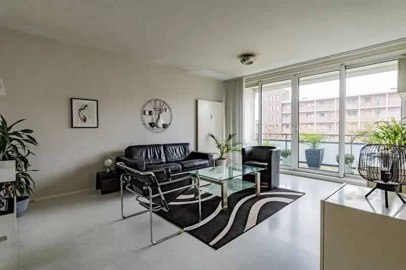 Appartement te koop Weesp 85m2 2 slaapkamers balkon lift