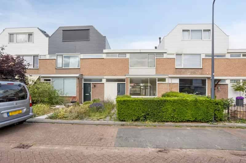Huis te koop Rosmalen:  3 Slaapkamers, Tuin op het Zuidwesten, Nabij A2