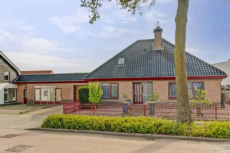 Ruime woning 5 slaapkamers Renswoude Garage Opslag Veranda