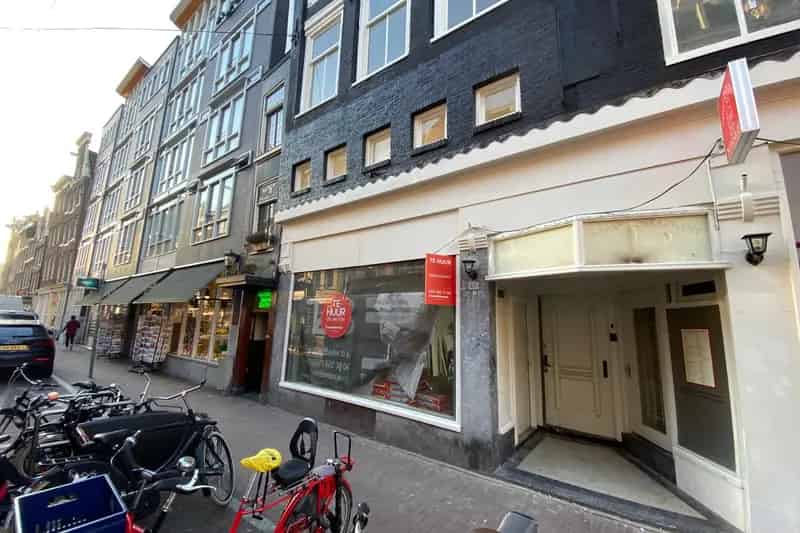 Winkel te Huur Haarlemmerstraat Amsterdam 92m2