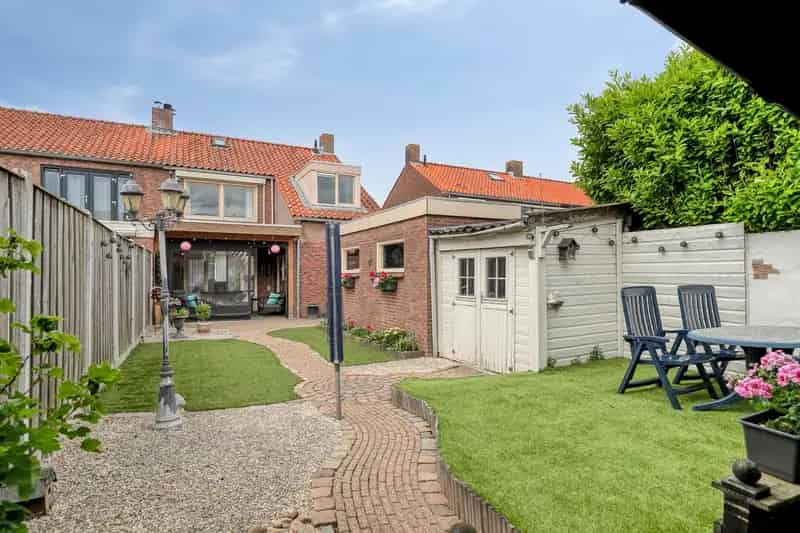 Gezinswoning Etten Leur Ruime Tuin 4 slaapkamers