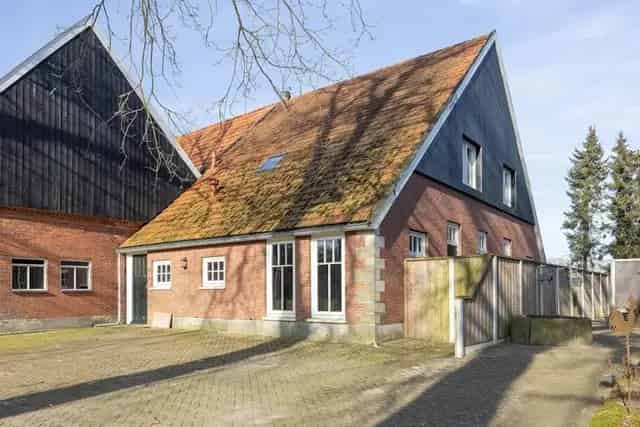 Eengezinswoning 6 kamers te huur De Lutte