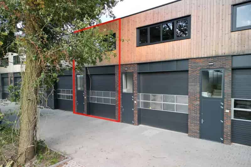Bedrijfsunit te huur Soesterberg 132m²