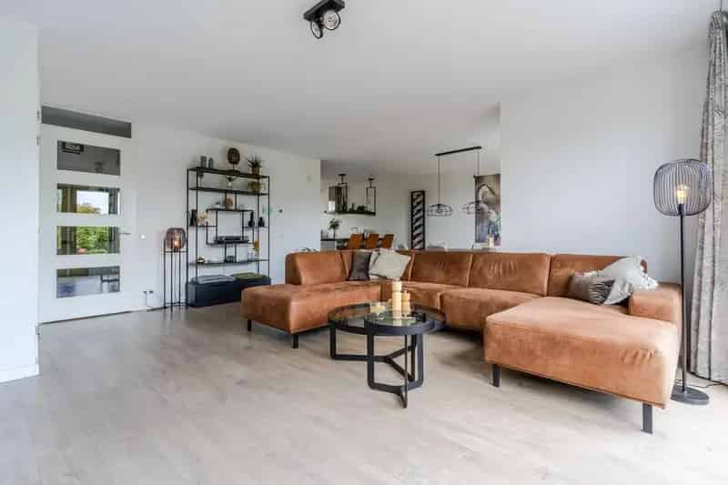 Huis te koop Oosterhout: Ruime 4-laags woning met 3 slaapkamers en 2 badkamers