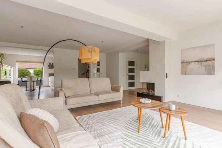 Ruime Familiewoning 171m2 4 Slaapkamers Grote Tuin Lelystad
