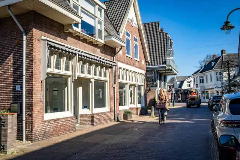 Winkel te Huur Laren Centrum 92m2