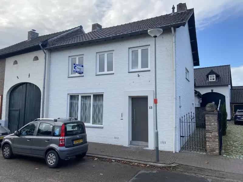 Ruime gezinswoning Maastricht 3 slaapkamers terras moderne voorzieningen