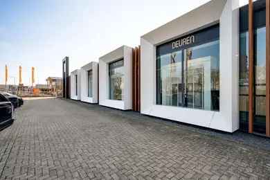 200m2 Showroom te Huur Roermond Bedrijventerrein Broekhin