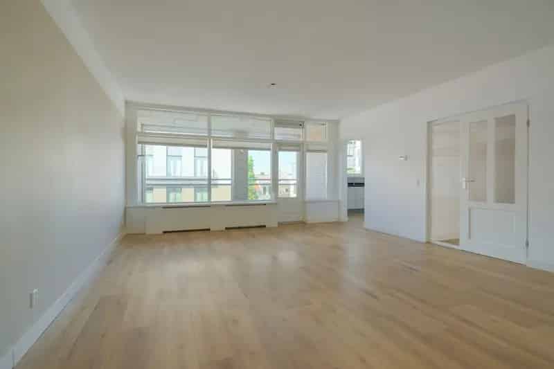 Appartement Breda Centrum: Instapklare 3-kamer woning met terras