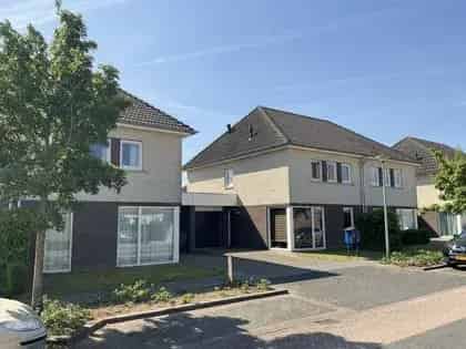 5 Kamer Huis 135m2 Brunssum 4 slaapkamers 2 badkamers Garage