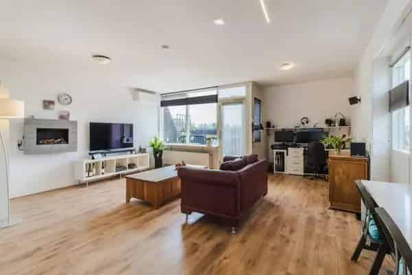 3 Kamer Appartement Drievliet Eigen Parkeerplaats Balkon