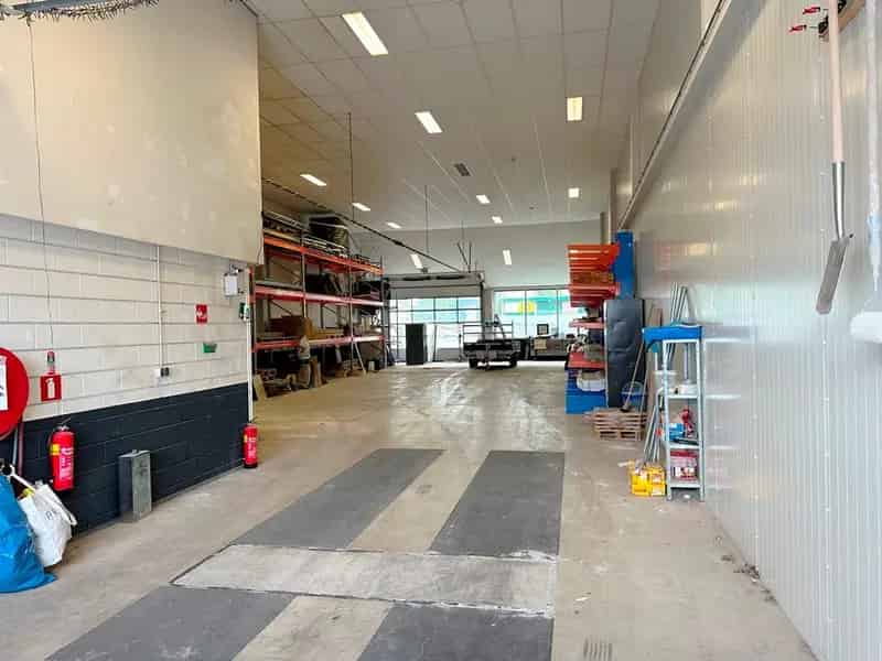 Bedrijfshal Den Helder te Koop of te Huur