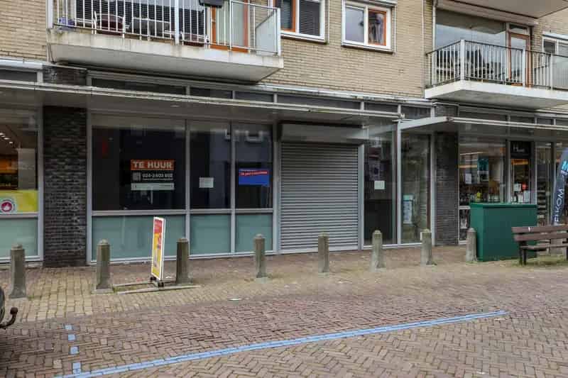 Winkel te Huur Grave Centrum 142m² Nabij Albert Heijn
