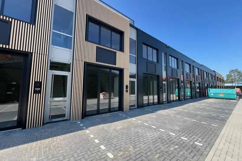 Bedrijfshal te Koop Diemen 1025m2 Dakterras Parkeerplaatsen