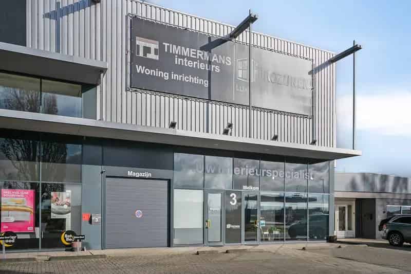 Winkelpand te huur Hulst: 962m2 showroom, magazijn, kantoor