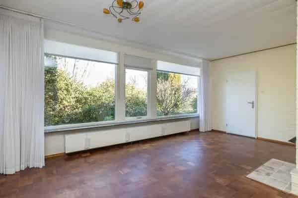 Grote Geschakelde Bungalow 4 Kamers 2 Badkamers Royale Tuin