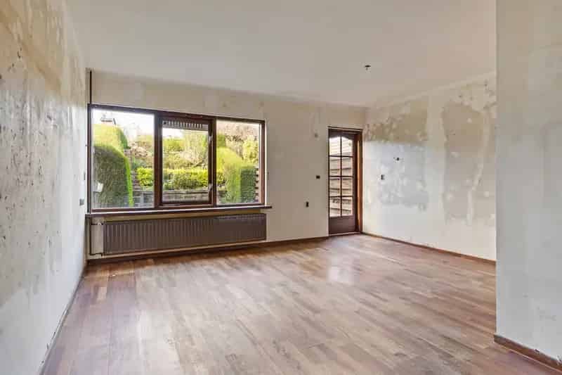 6 Slaapkamers Ruime Tuin Seghwaert Zoetermeer Kluswoning