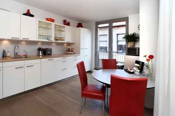 Appartement Te Huur in Den Haag, Zuid-Holland