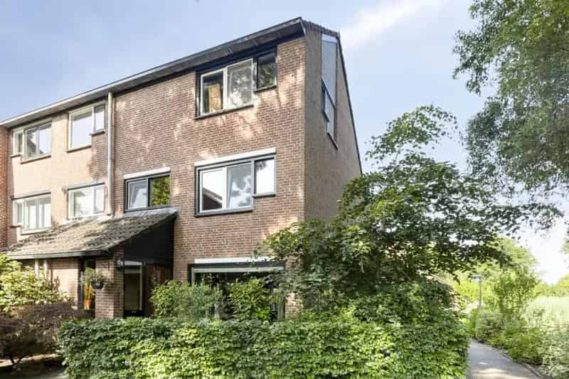 Ruime 7-kamer Eindwoning Krimpen aan den IJssel
