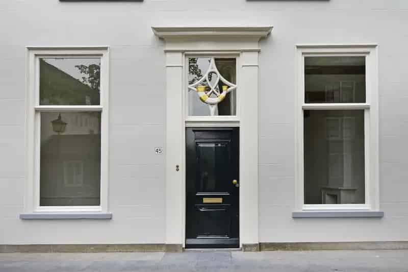Rijksmonument Delft - Grachtenpand 11 kamers - Wonen en Werken