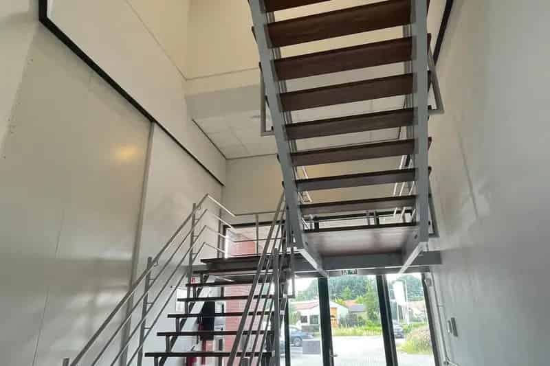 Bedrijfshal Dronten te koop: Productie Opslag Logistiek Kantoren