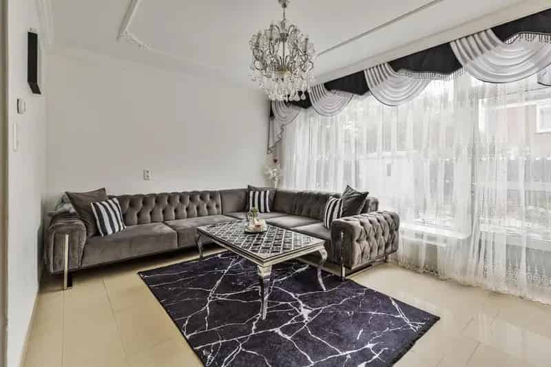 Ruime Hoekwoning Jan de Loutenbuurt Amsterdam