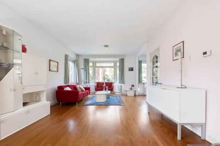 Huis te koop: Valkenburgerlaan 22 2103 AP Heemstede 