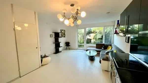 Ruime Familiewoning Leiden Merenwijk Tuin Parkeerplek 4 Slaapkamers