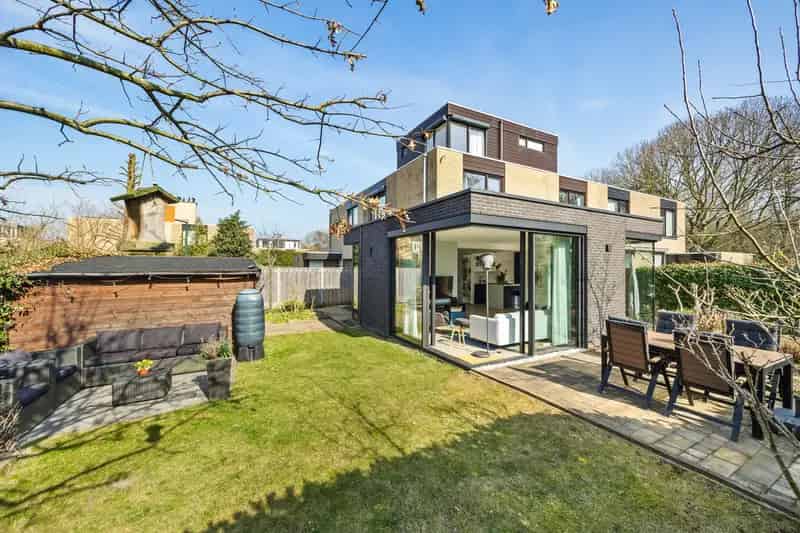 Luxe Kwadrantwoning Voorburg 156m2 4 slaapkamers 2 badkamers