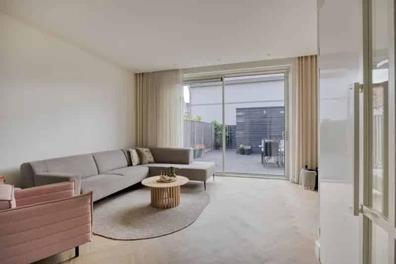 Huis te koop Amersfoort Vathorst: Moderne gezinswoning met 4 slaapkamers en 63 zonnepanelen