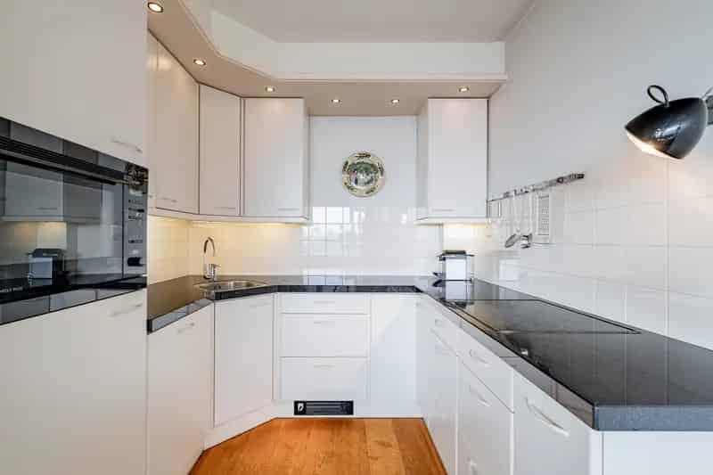 Diemen Centrum Ruim 2 Kamer Appartement 59m2 Uitzicht Balkon