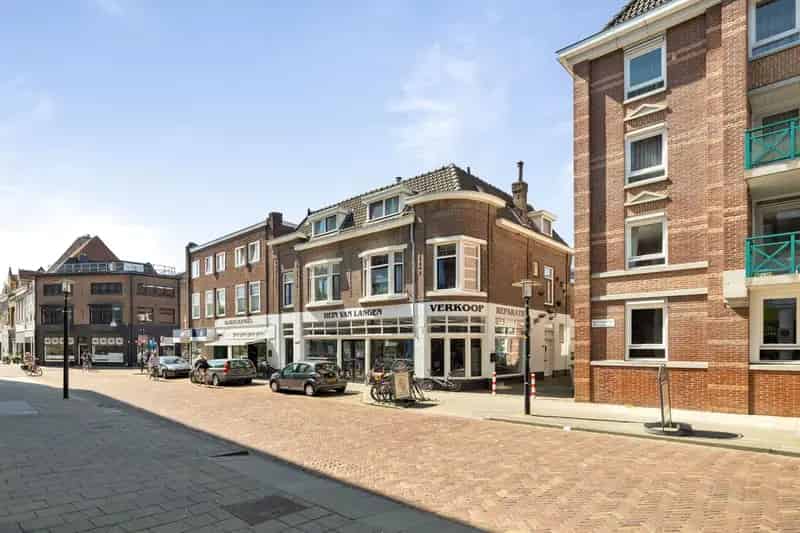 Jaren 30 woning te Deventer 101m2 groot dakterras en berging