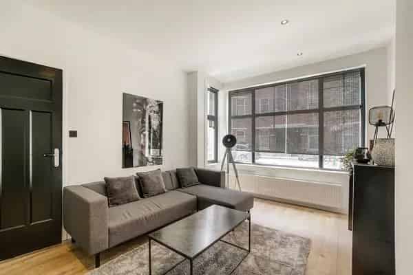3-kamer appartement Den Haag - gerenoveerd met tuin