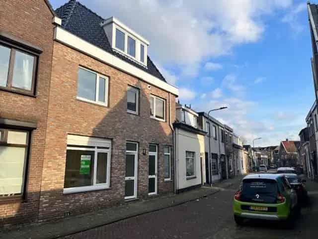 Gerenoveerde Benedenwoning Zandberg Breda