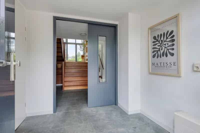 Huis te koop Bloemendaal: Ruime gezinswoning met garage en 2 badkamers